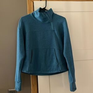 North face pullover